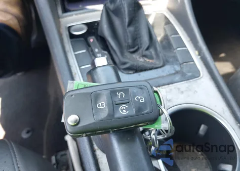 2020 Volkswagen Passat 2.0T Se z USA, uszkodzony, nr VIN 1VWSA7A33LC007791